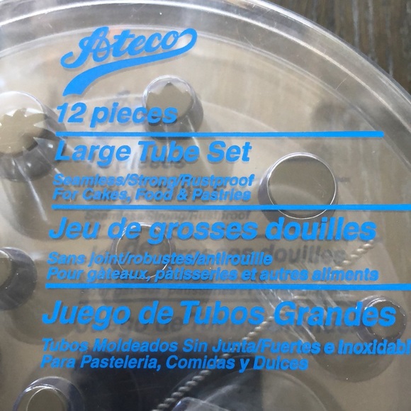 Ateco 12 Piece Cake Decorating Set - Picture 2 of 3